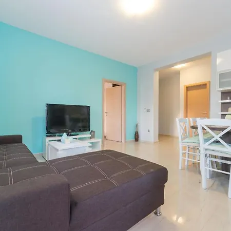 Apartamento Luxus Maestral *